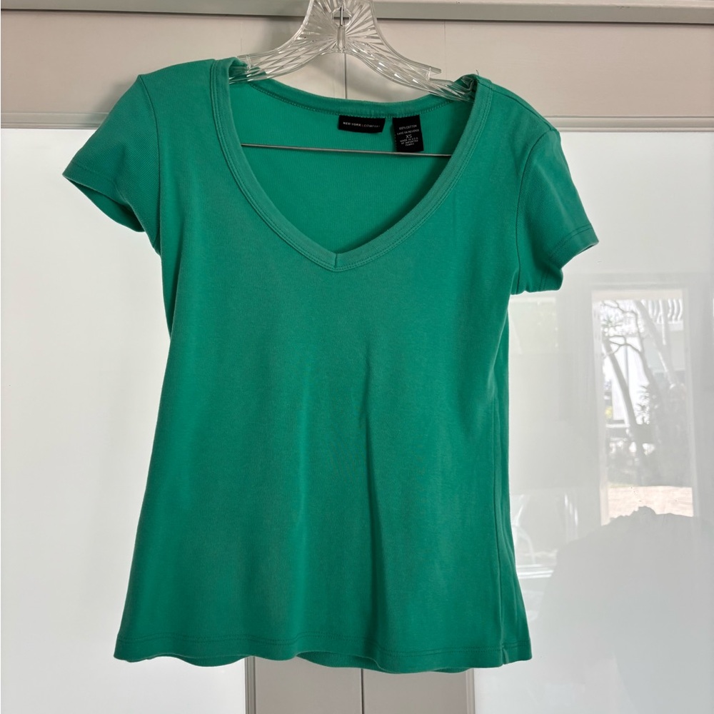 New York & Company Teal V-Neck Short Sleeve Top
